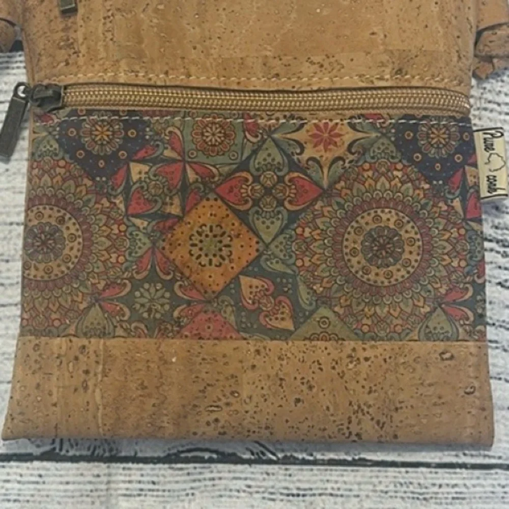 Pure Cork Crossbody Bag with Colorful Pattern - Picture 2 of 12
